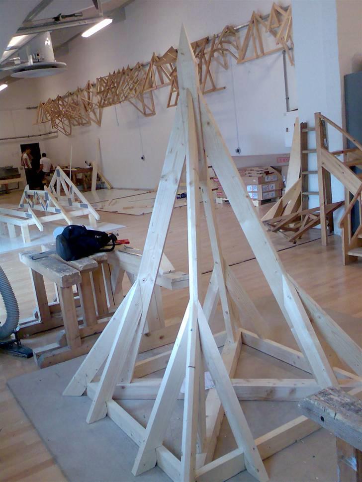 Renovering af værelse - Lige en ting mig og en anden lavede på skolen billede 9