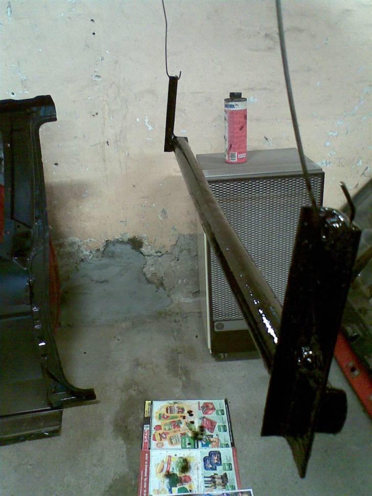 AE86 Renovering - Det gamle træk bliver sat på igen som afstivelse, den bliver self ikke synlig.. billede 26