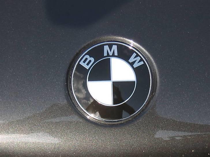 Her er lidt billeder af min Bmw E30 cab. billede 2