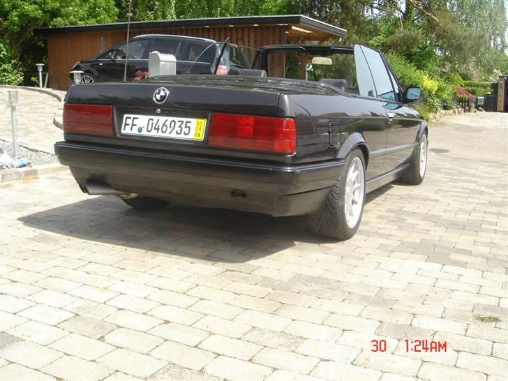 Her er lidt billeder af min Bmw E30 cab. billede 17