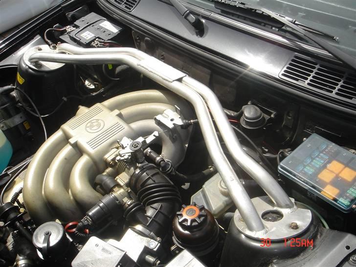 Her er lidt billeder af min Bmw E30 cab. billede 22