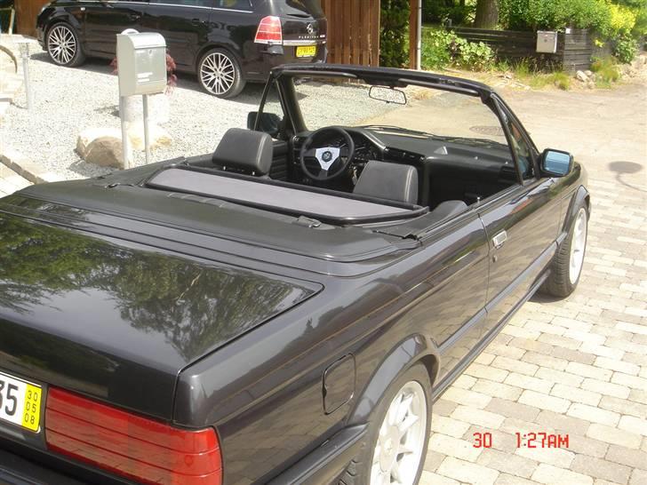 Her er lidt billeder af min Bmw E30 cab. billede 26