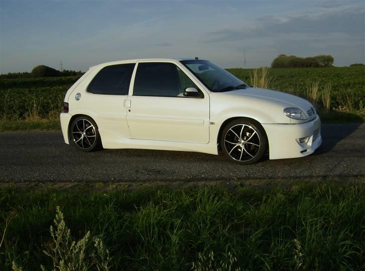 Citroen Saxo VTS 8V projekt/styling UPDATE 7-7-08 - Mangler stadig en del!, men det begynder at ligne en bil . billede 162