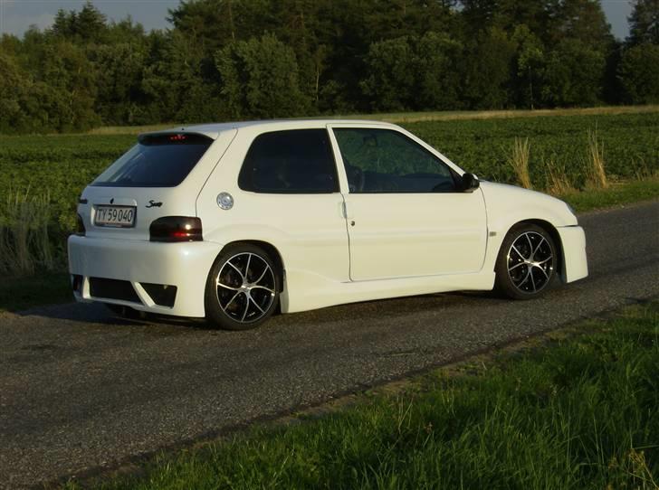 Citroen Saxo VTS 8V projekt/styling UPDATE 7-7-08 - Mangler stadig en del!, men det begynder at ligne en bil . billede 165