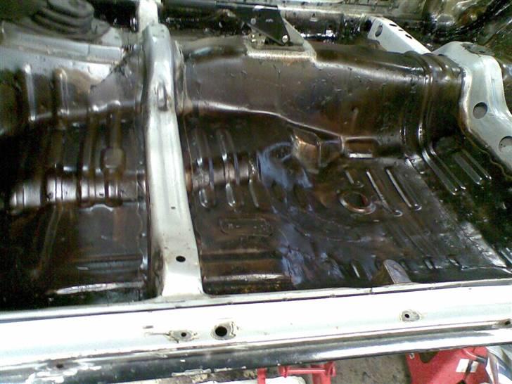 AE86 Renovering - Bund under førersæde billede 42