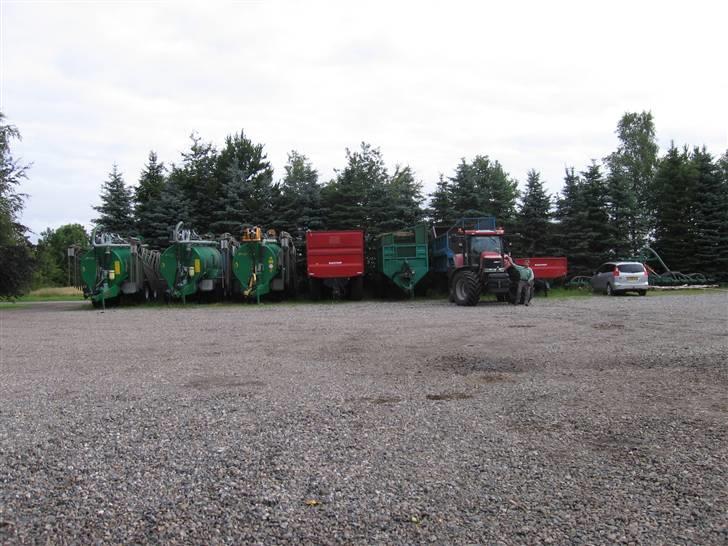 Lidt billeder fra mit arbejde - Det er så det af maskinparken som godt må holle ude
 billede 41