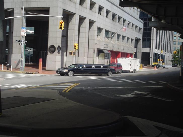 Bilbilleder fra USA (Part 1 af 6 - New York) - Det er den limousine-model der er allerflast af i USA, der findes bilfabrikker i USA der udelukkende producere de her limousiner... billede 14