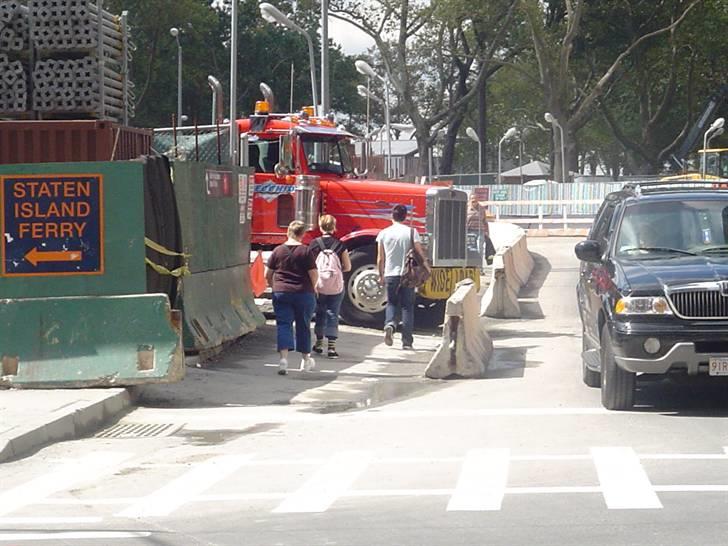 Bilbilleder fra USA (Part 1 af 6 - New York) - Her har vi lige snuden af en kæmpetruck... billede 18