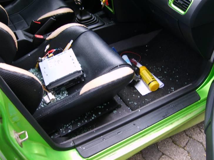 Misundelse er en grim ting billede 13