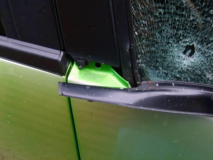 Misundelse er en grim ting billede 16