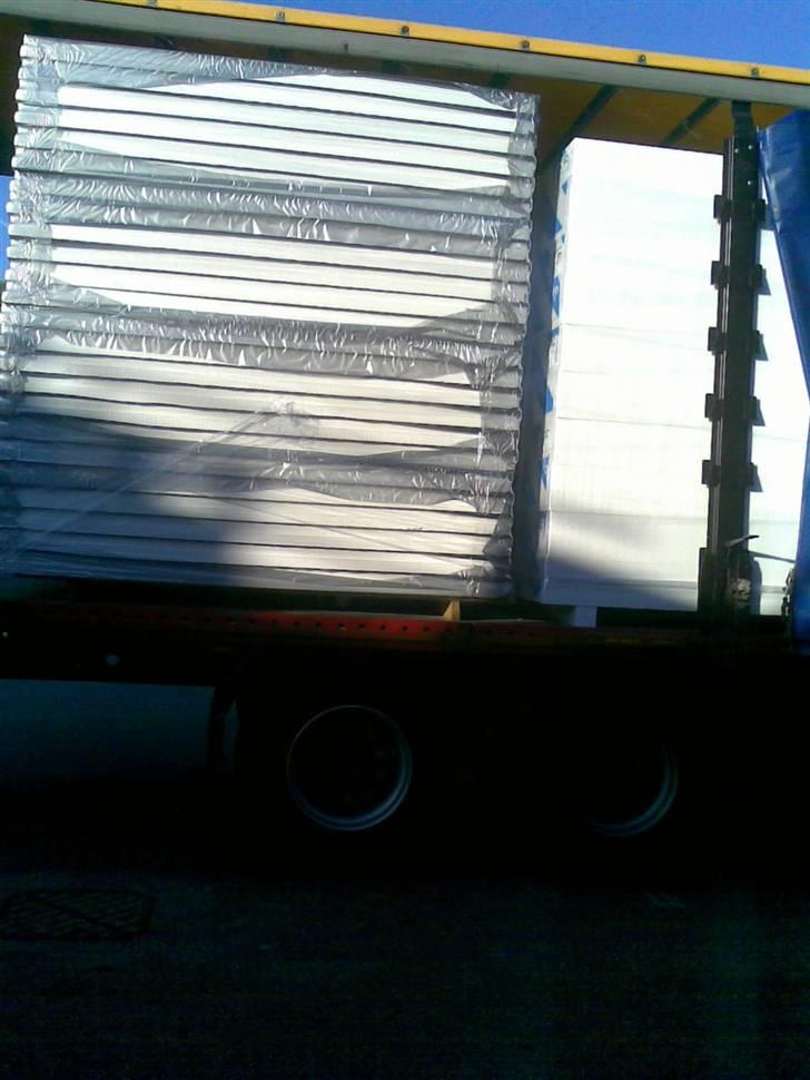 Leje lastbil (så kom vi af med den og fik DAF) - Flamingo til grenaa have hentet det i sverige.. billede 32