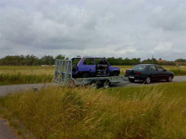 Fiat panda 83 - projektets gang! - Så her er vi ved at flytte alle mine ting ud i nye lokaler. billede 41