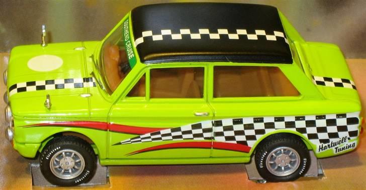 Mine 1:43 modelbiler - Hillman Imp, Vanguards "boyracers" Har denne bil fordi min onkels første bil var sådan en, han er død nu, men ville have synes den var sjov. Den anden Imp jeg har, er arvet fra ham... billede 84