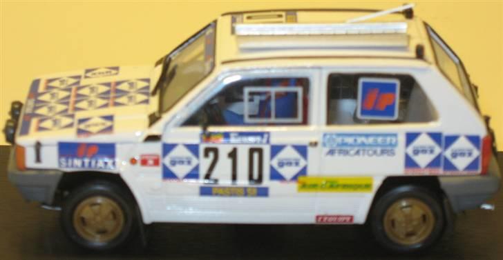 Mine 1:43 modelbiler - FIAT Panda 1984 Paris - Dakar rally, Brumm billede 92