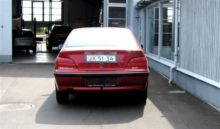 Et par billeder af peugeoten da jeg købte den. Helt standard :o) billede 2