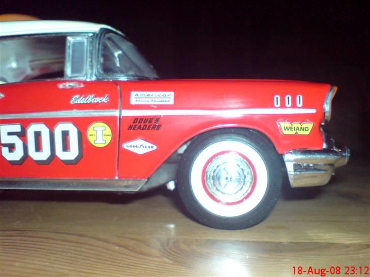 Modelbil 1:24 Chevrolet Belair. billede 28