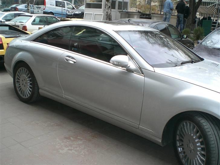 De har faktisk fede biler i Bulgarien billede 8