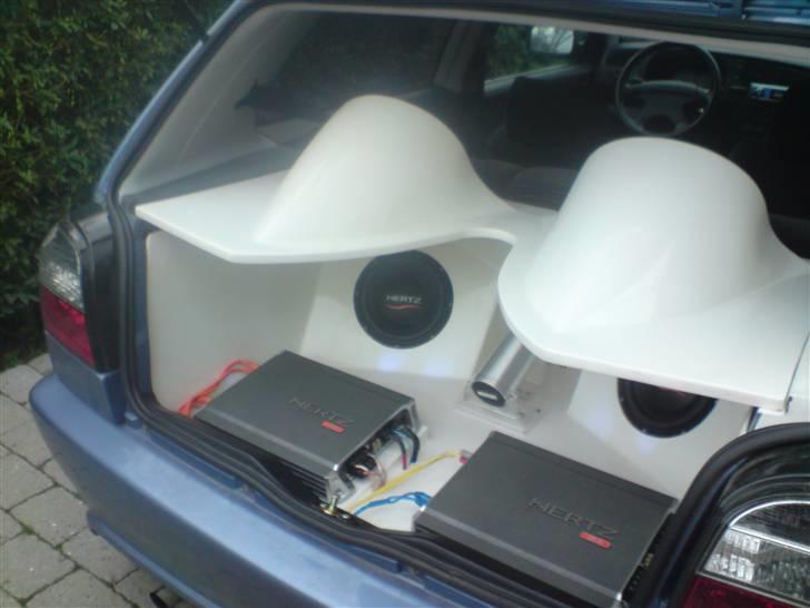 Anlæg i glasfiber - golf 3 - Monteret i bilen billede 30