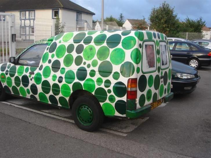 Sære biler i frankrig :-) billede 9