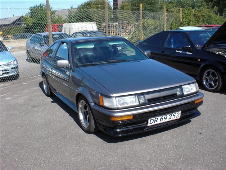 AE86 træf hos egon buch (gadbjeg motorimport) billede 5