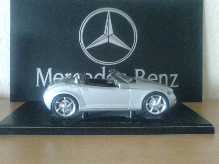 Mine Mercedes-Benz modelbiler - Mercedes-Benz Vision SLA, 1:18 Gate billede 9