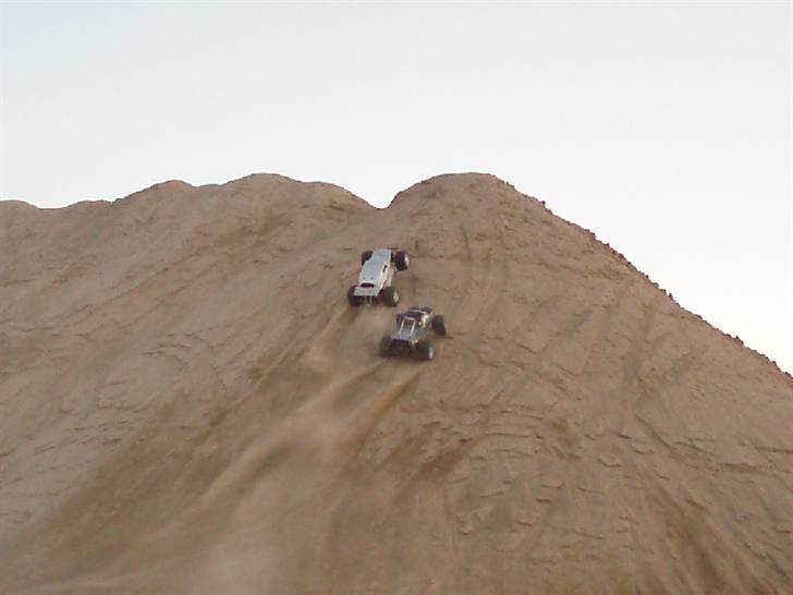 FG Monster Beetle - Kører sammen med 3 kammerater i en af de nærliggende grusgrave :P billede 17