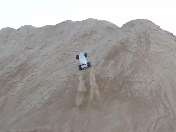 FG Monster Beetle - Kører sammen med 3 kammerater i en af de nærliggende grusgrave :P billede 20