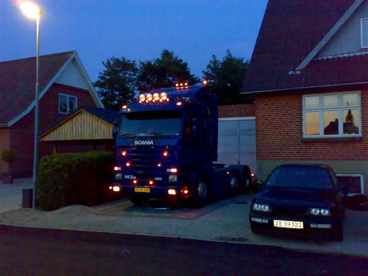 Min vogn ved H C Svendsen.  billede 1