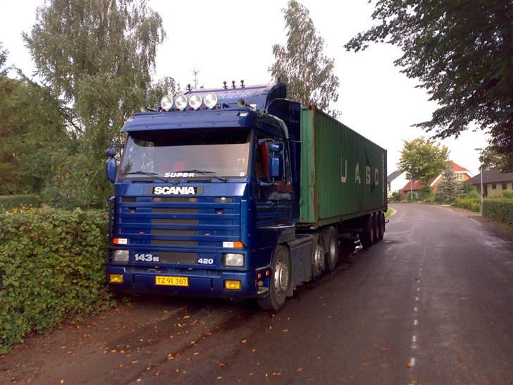 Min vogn ved H C Svendsen.  billede 2