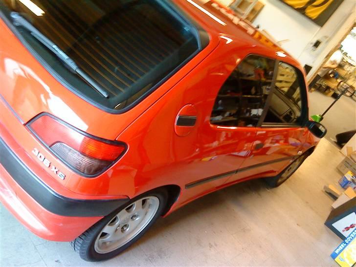 Biler jeg har tonet ruder i + poleret - - Har desværre kun efter billeder, næsten færdig ;) billede 36