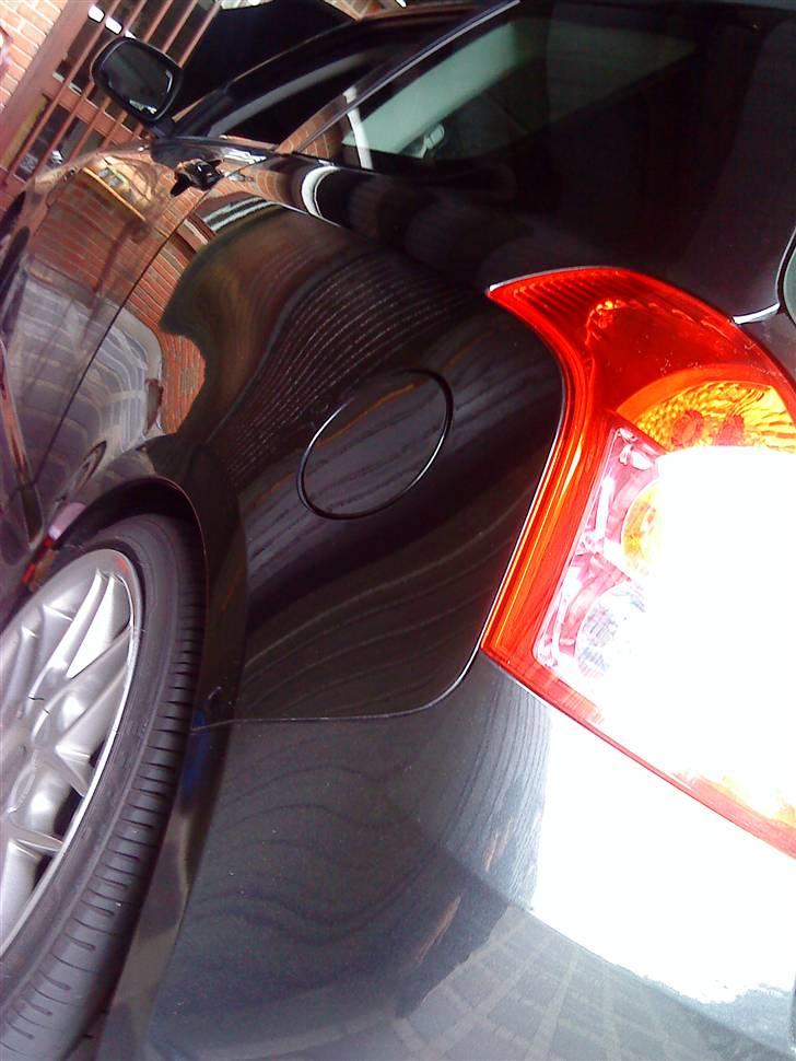 Biler jeg har tonet ruder i + poleret - Kun poleret fra baglygten og hen til fordøren, se forskellen ;) billede 48