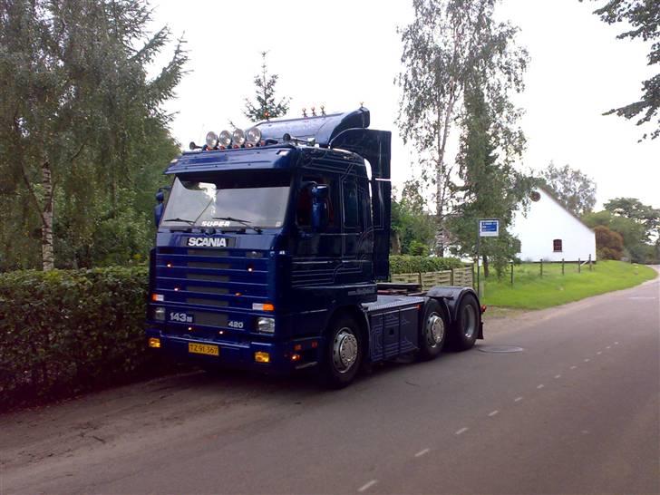 Min vogn ved H C Svendsen.  - Ny vasket billede 23