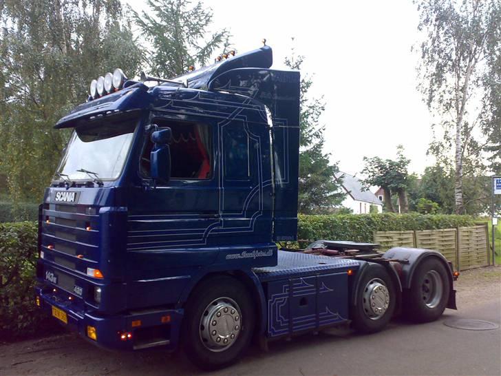 Min vogn ved H C Svendsen.  - Ny vasket billede 24