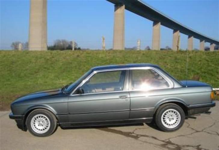 Farvekoder for BMW E30, modelår: 1986 - 184 delphin-metallic billede 16