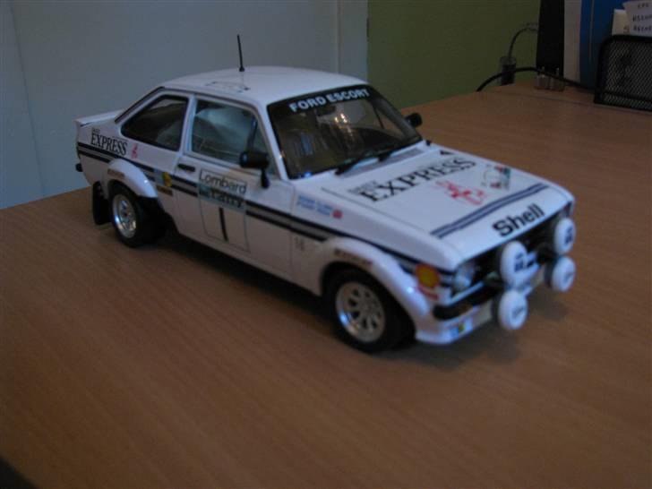 Mine Modelbiler (Flest Ford) - Ford Escort RS1800 mk2 Roger Clark/1977 RAC Lombard Rally scala 1:18 fra Sun Star billede 43