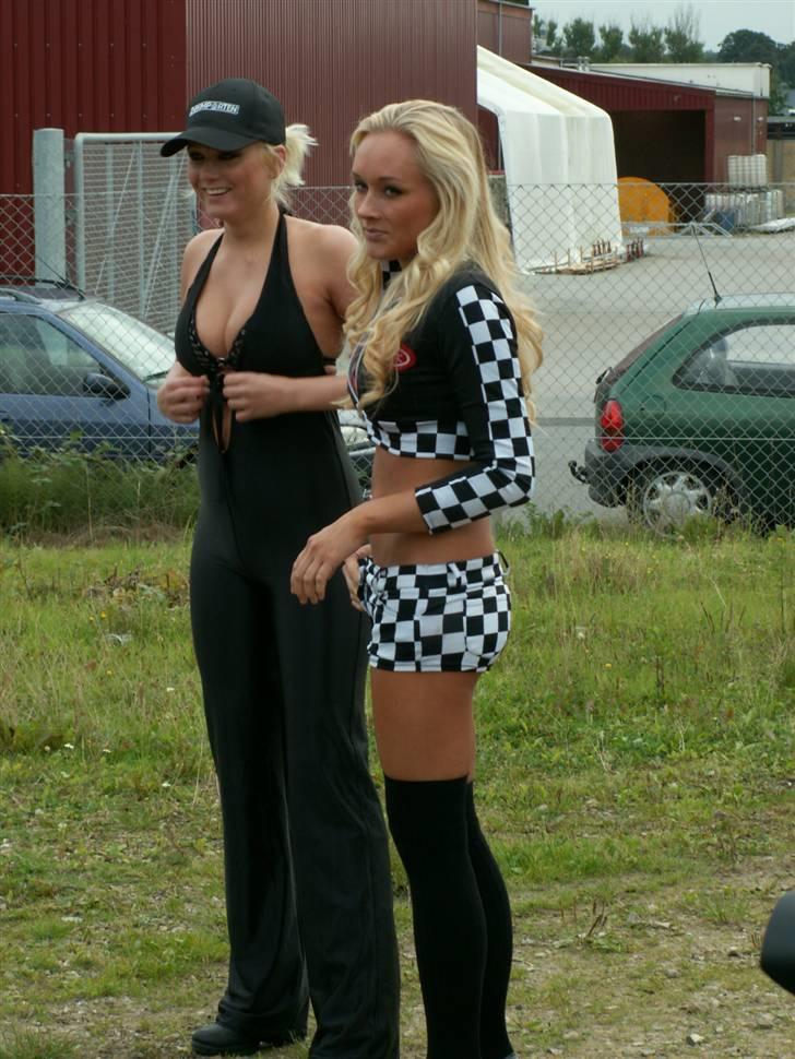 Vmax tour ved dækimporten go´e babes og biler billede 44