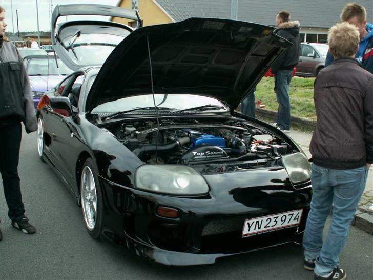 Vmax tour ved dækimporten go´e babes og biler billede 50