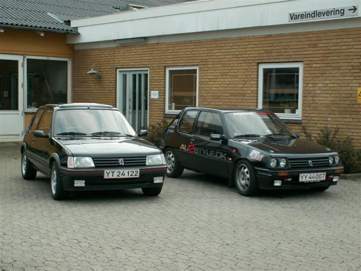 Vmax tour ved dækimporten go´e babes og biler billede 54