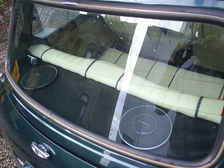 Mini british Open - Cd afspiller og et par små højttalere er hvad det kunne blive til i denne her. billede 14