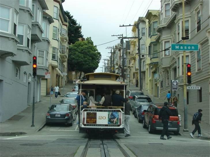 Lidt billeder fra en bilautists USA rejser! - Kabelsporvogn på vej OPAD! billede 187