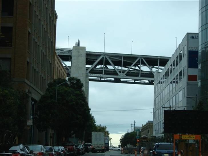 Lidt billeder fra en bilautists USA rejser! - Oakland bridge........ Dem der vil til S.F. kører øverst! billede 189