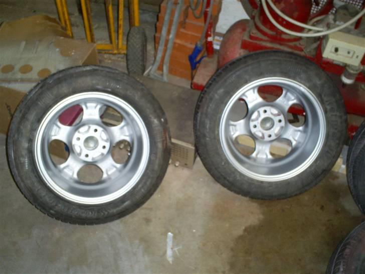 Renovering af alufælge - Selvf fik du også bag på.. billede 37