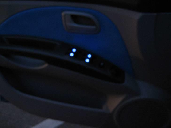 KIA Picanto sport!!! - Sat plå lys i kontakterne billede 24