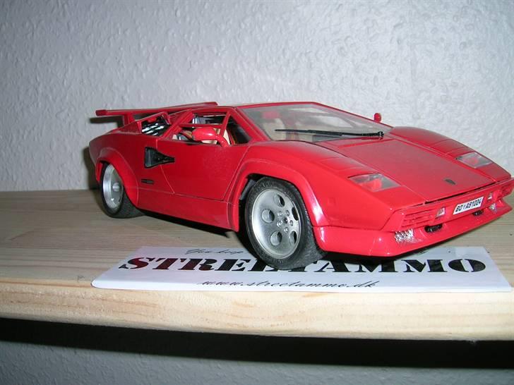 Min samling modelbiler:D - Lamborghini Countach 1:18 Bburago billede 16
