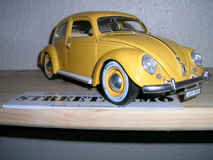 Min samling modelbiler:D - Vw bobbel Ovaler 1:18 Bburago billede 28