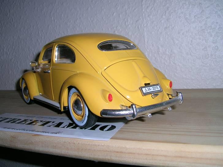 Min samling modelbiler:D - Vw bobbel Ovaler 1:18 Bburago billede 29