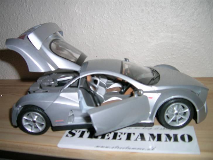 Min samling modelbiler:D - Prima Giugiaro Design 1:18 Bburago billede 33