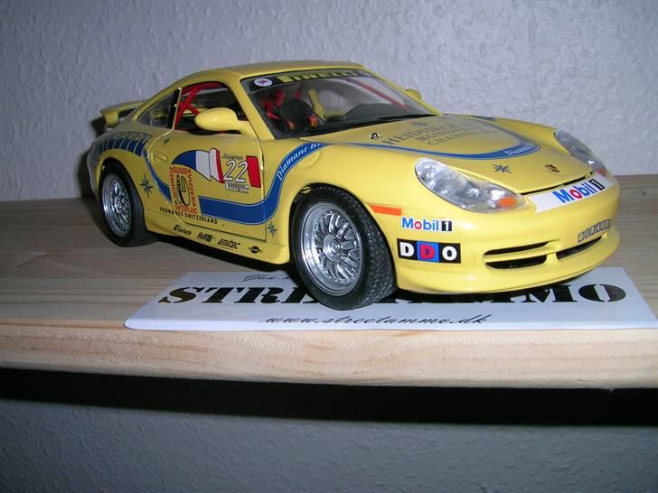 Min samling modelbiler:D - Porsche 911 GT3 Cup 1:18 Bburago billede 41