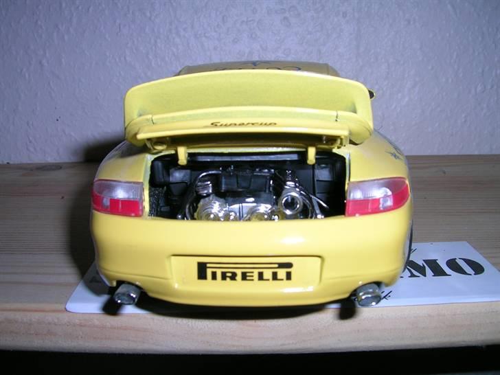 Min samling modelbiler:D - Porsche 911 GT3 Cup 1:18 Bburago billede 42