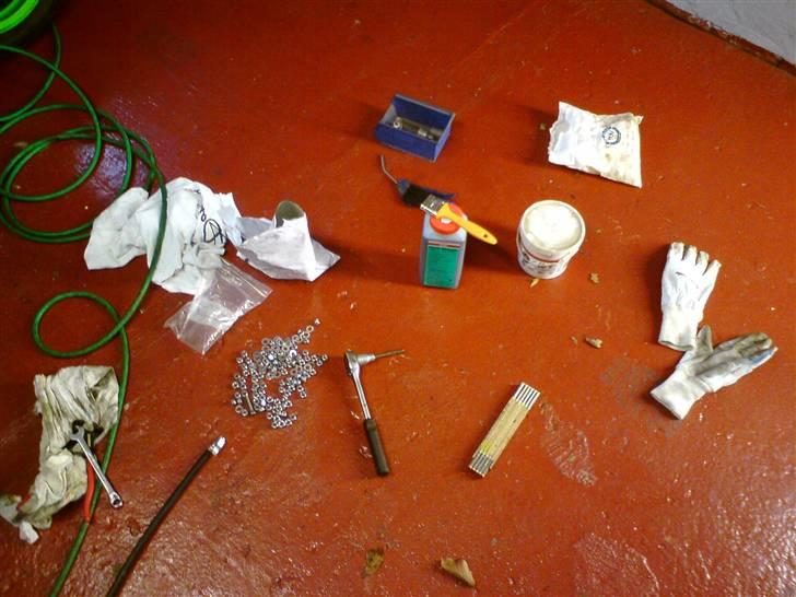 Bead lock fælge i produktion - Klar til montering. stumperne samles i overskuelig bunke billede 8